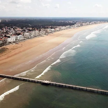 مكان تخييم Mobile Du Bois Dormant سان جان دي مونت