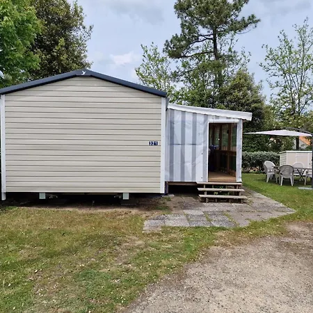 مكان تخييم Mobile Du Bois Dormant *