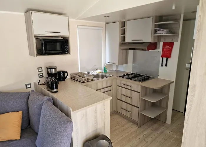 Mobile Du Bois Dormant * 圣让-德蒙